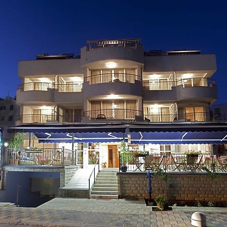 Studio Apartmani Bijeli Delfin Біоград-на-Мору Екстер'єр фото